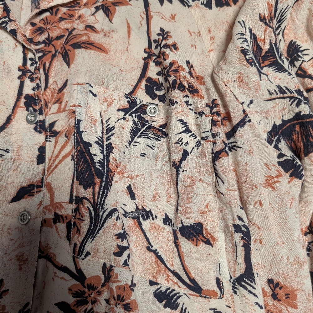 We The Free “It’s A Vibe” Buttondown • Floral Print • Size Large - Picture 10 of 10